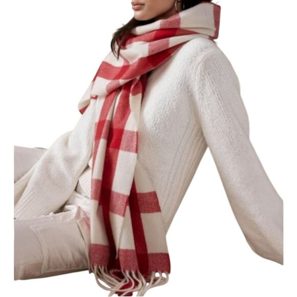 BR Buffalo Plaid Scarf NWT New Red and White Very Soft Fringe Hems - Picture 1 of 6